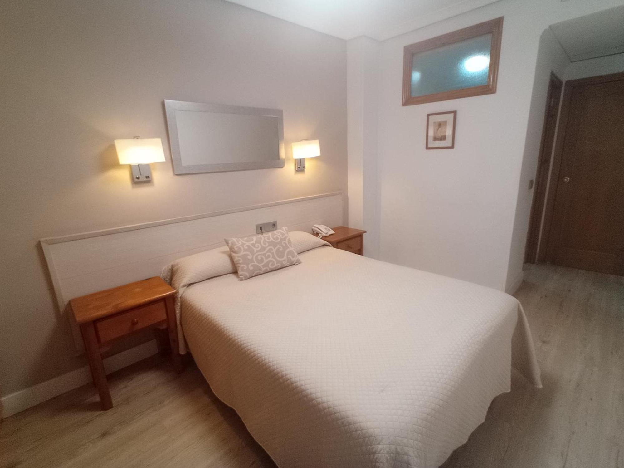 Hostal Atienzar Albacete Luaran gambar