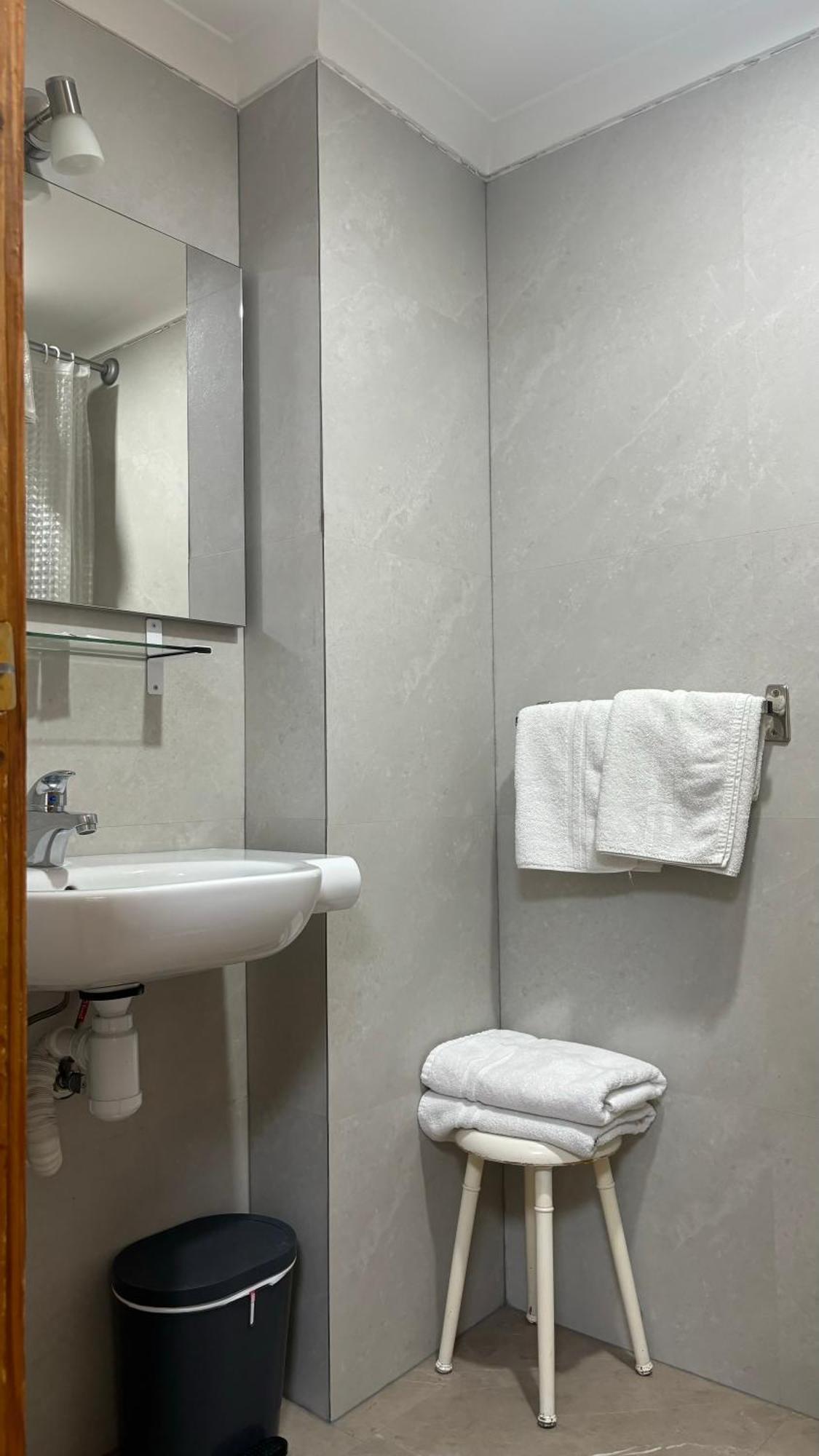 Hostal Atienzar Albacete Luaran gambar