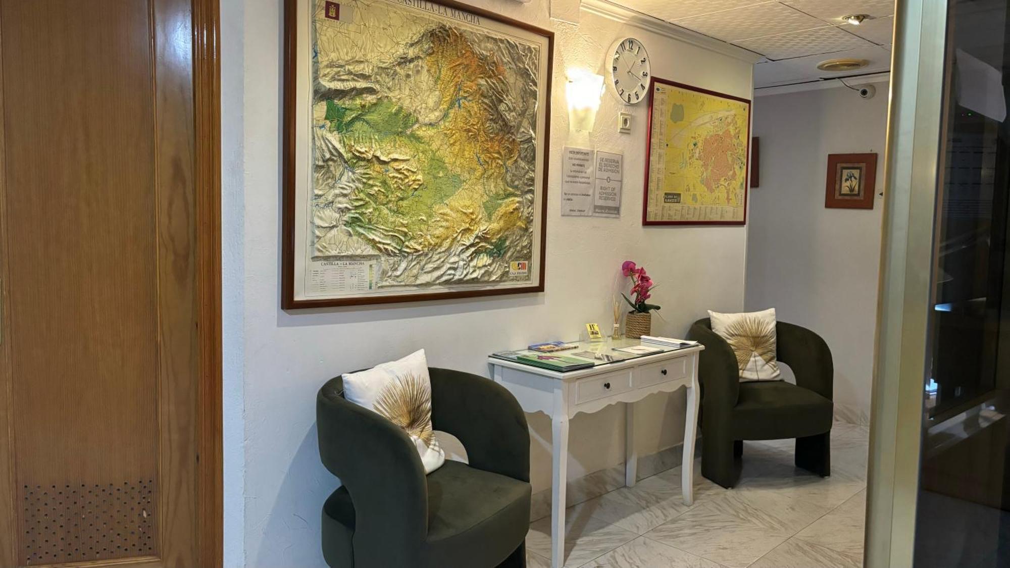 Hostal Atienzar Albacete Luaran gambar