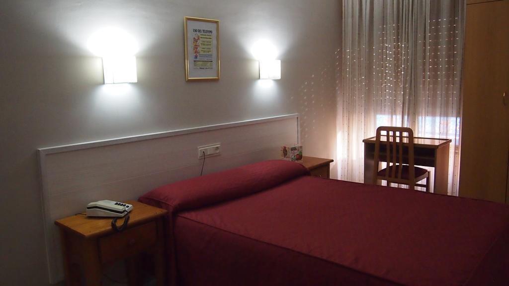 Hostal Atienzar Albacete Luaran gambar