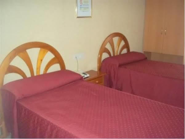 Hostal Atienzar Albacete Luaran gambar